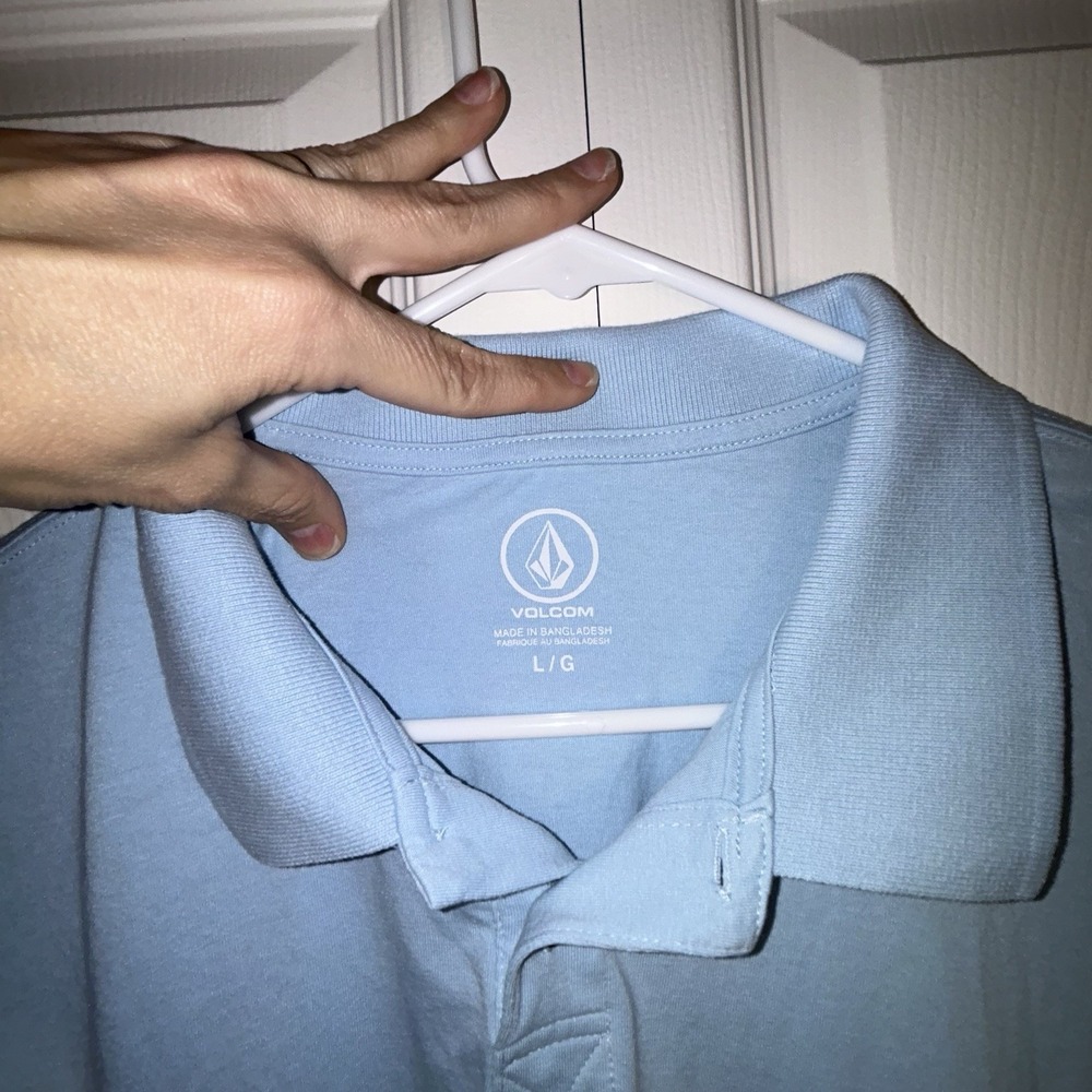 Volcom Men's Blue Solid Polo Shirt L Regular Short Sleeve Cotton/Poly Logo - Picture 2 of 7